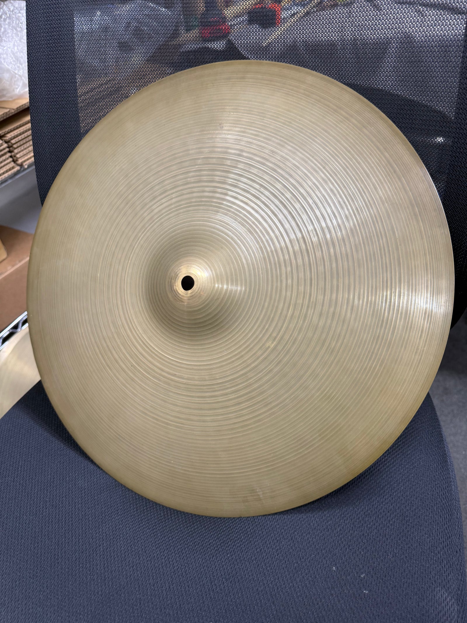 Zildjian 17” vintage crash cymbal
