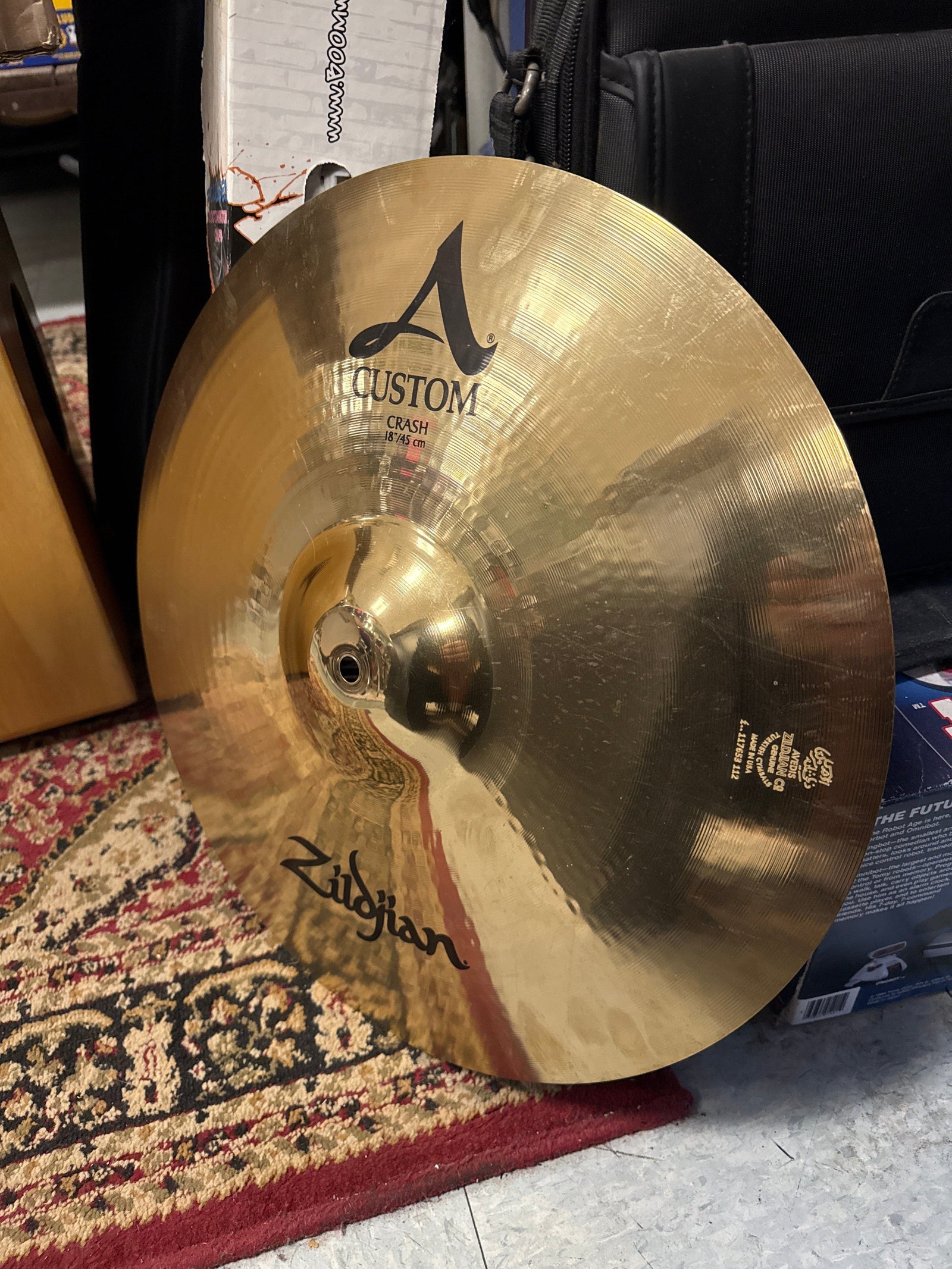 Zildjian 18” A Custom Crash Cymbal