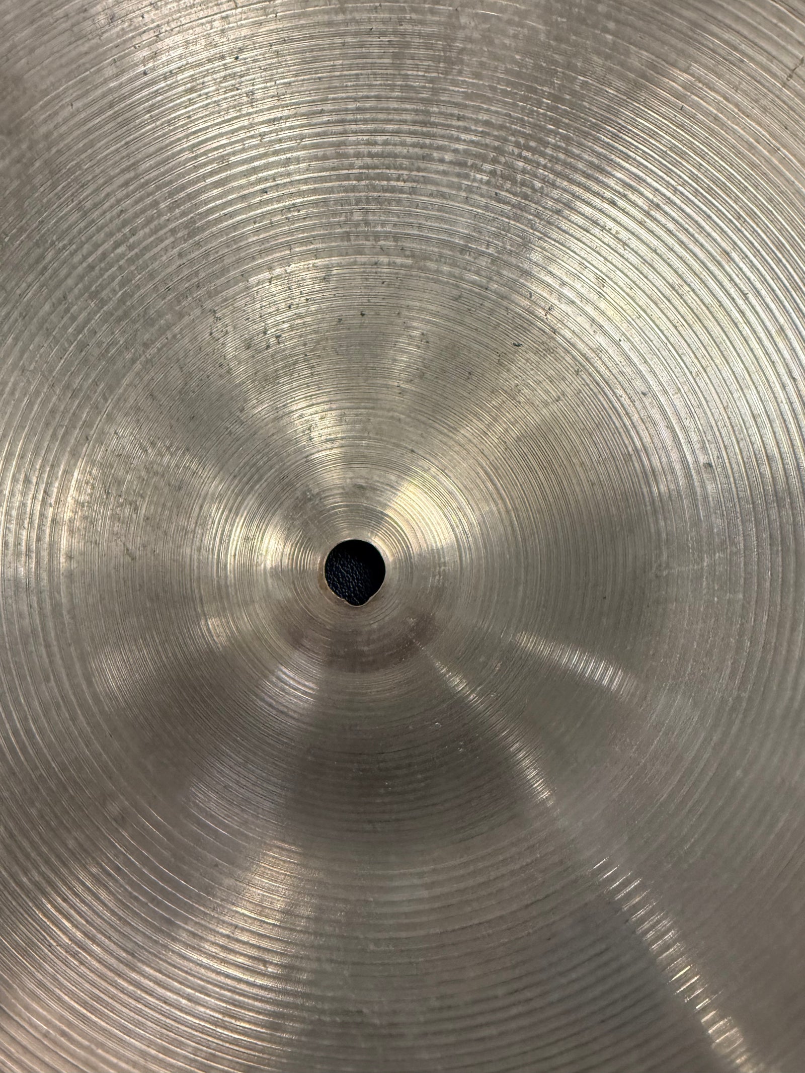 Zildjian 20” Hollow Logo Ride Cymbal Artist Owned 2620,